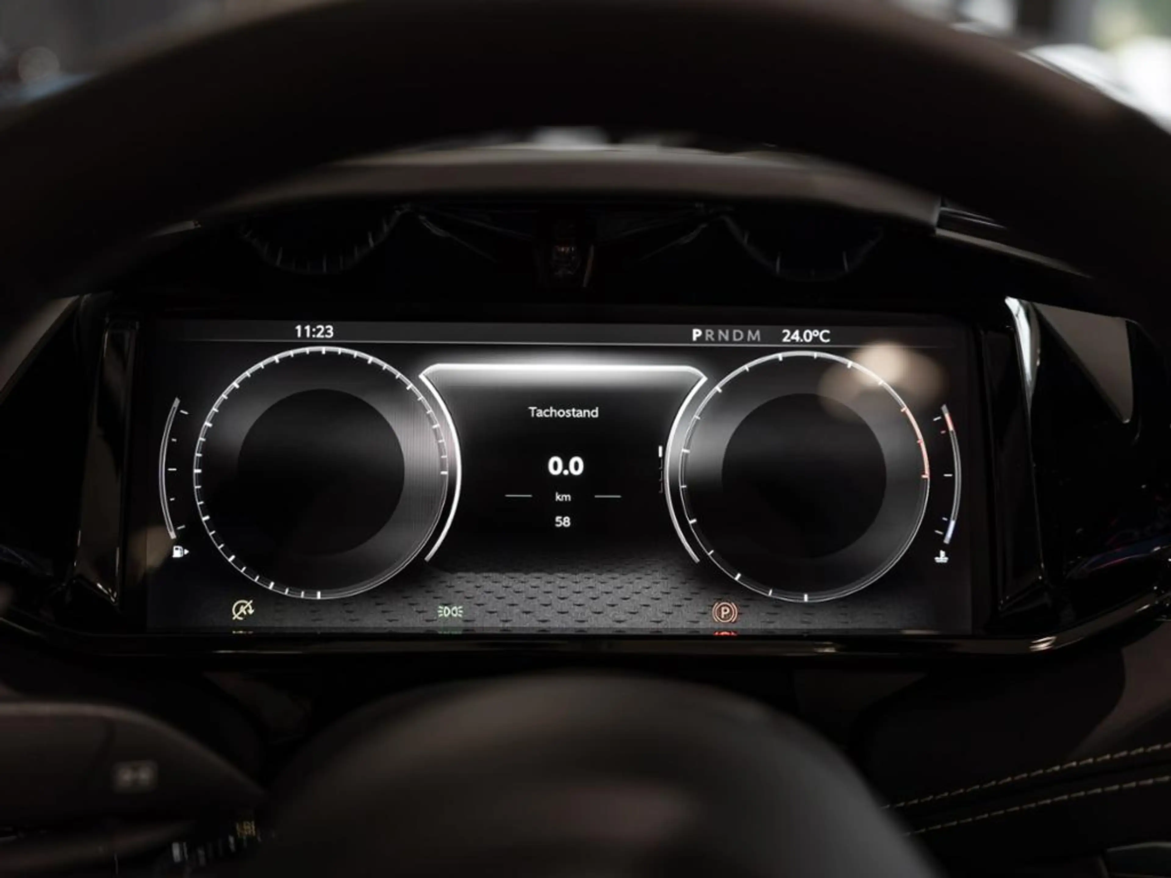 Aston Martin DB12 S Volante Aston Martin Hamburg — photo 7