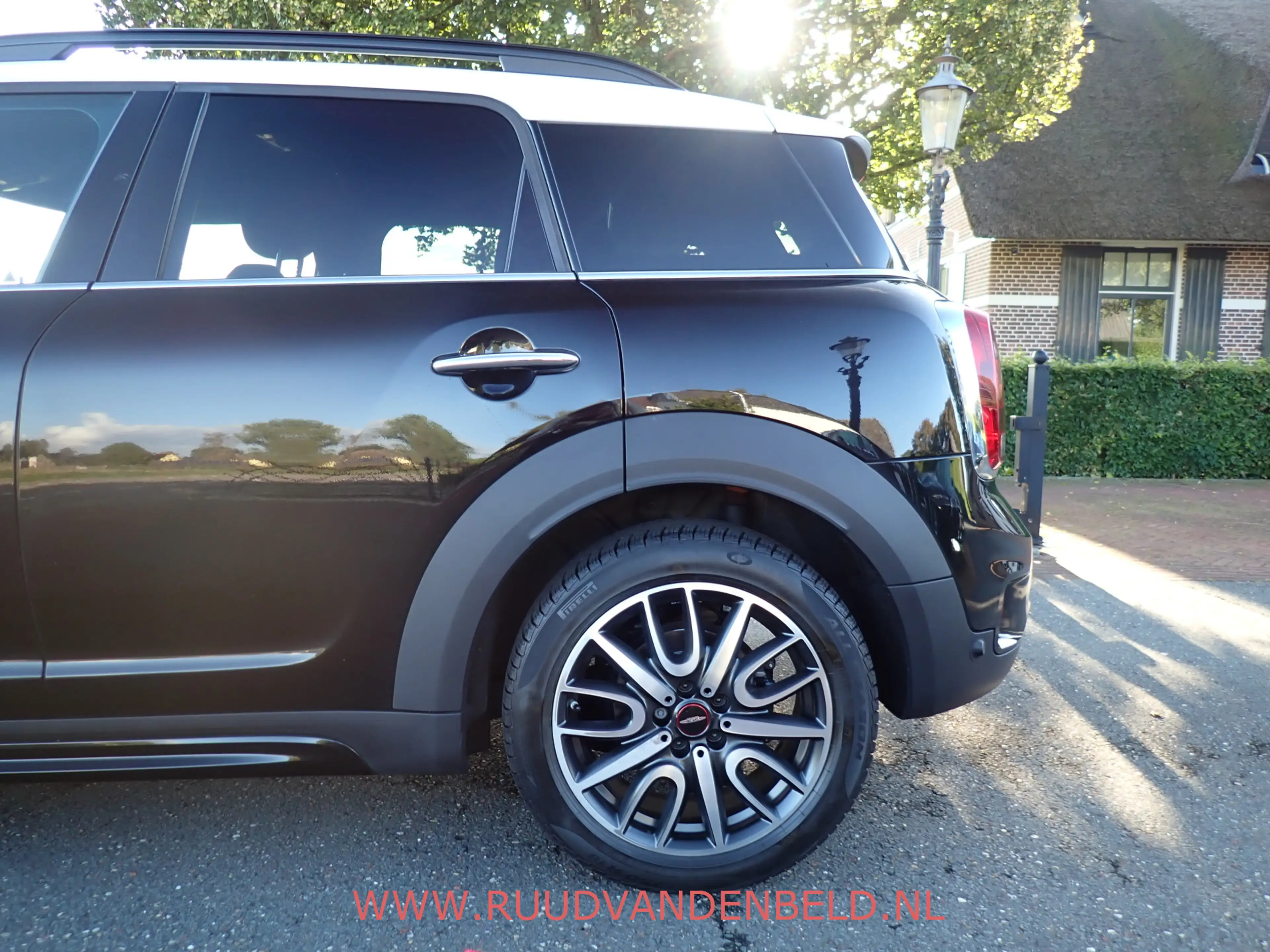 MINI Cooper Countryman 1.5 JCW-PACK / HARMON&KARDON / CARPLAY / SPORTSTOE — photo 7