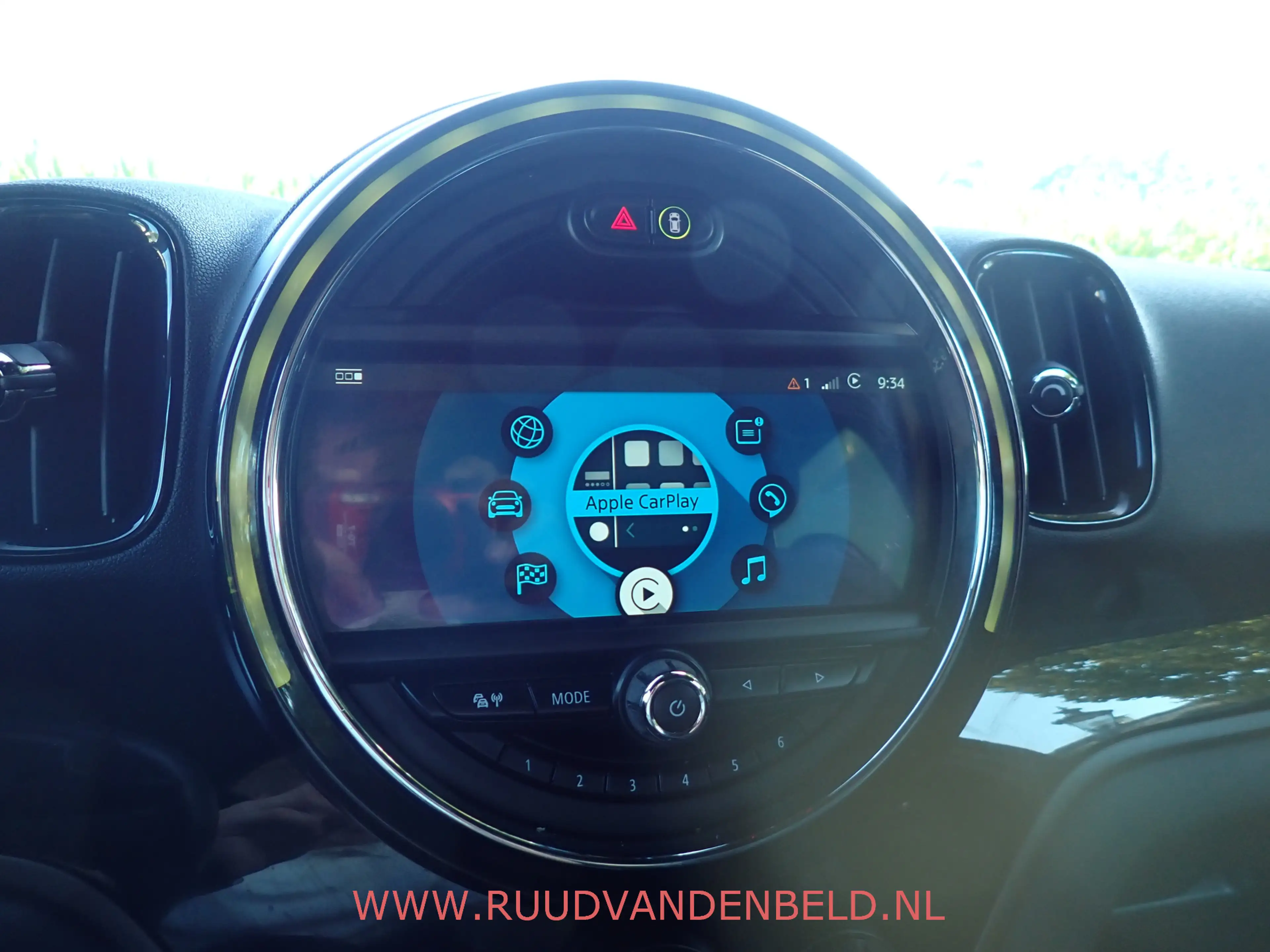 MINI Cooper Countryman 1.5 JCW-PACK / HARMON&KARDON / CARPLAY / SPORTSTOE — photo 18