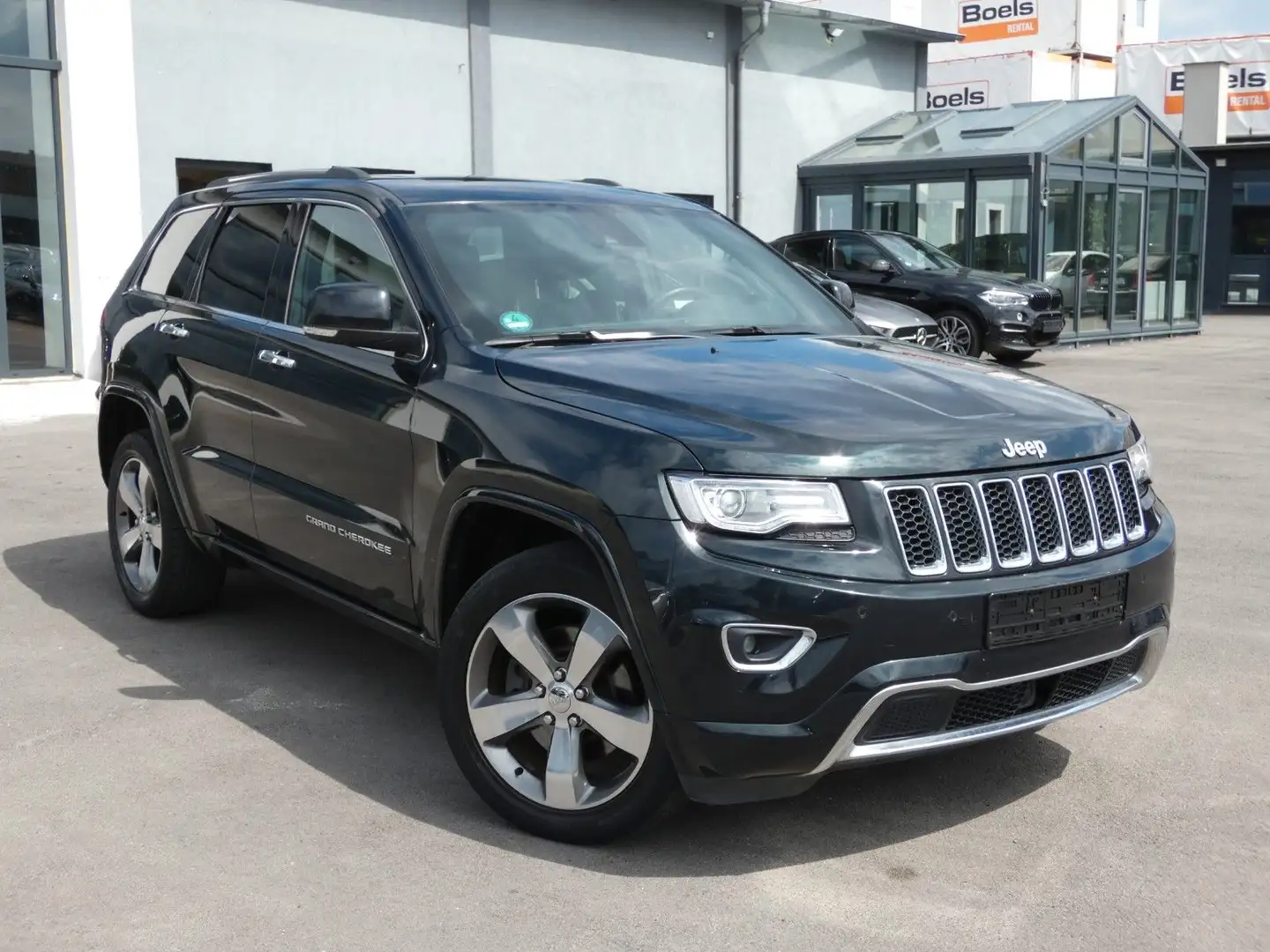 Jeep Grand Cherokee 3.0l V6 Overland*Max-Voll*Pano* Schwarz - 2