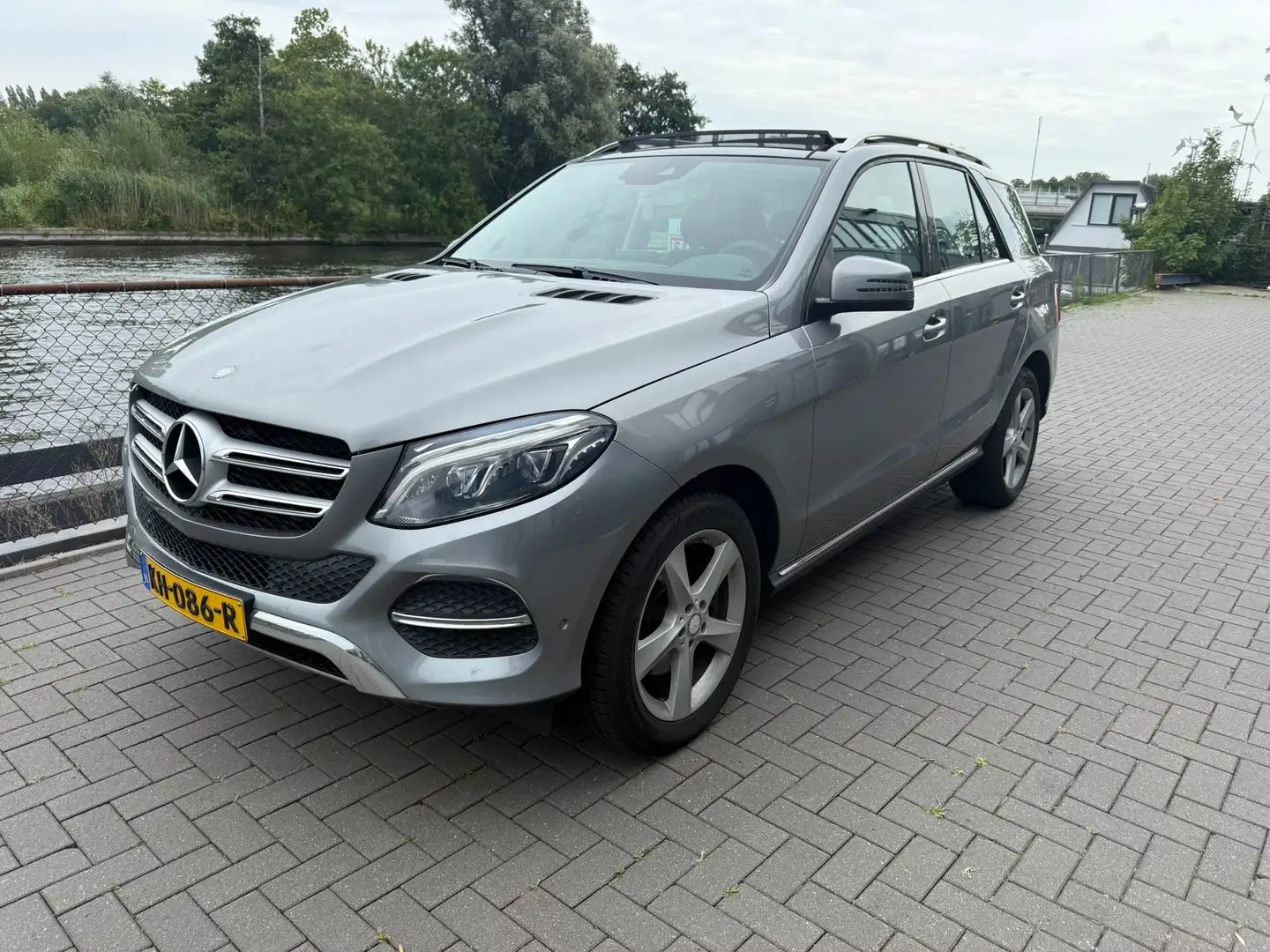 Mercedes-Benz GLE 250 4Matic AUT NAP Gris - 1