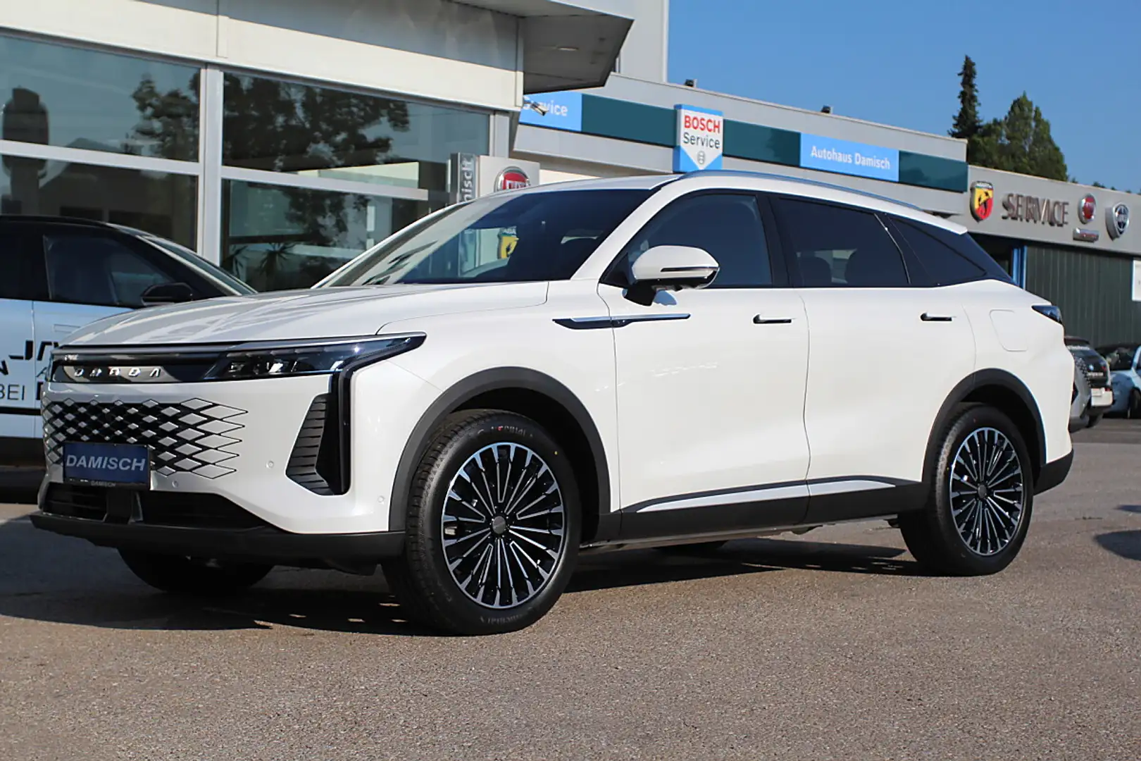 Omoda 9 PHEV 1.5TGDi Premium Line AWD Weiß - 1