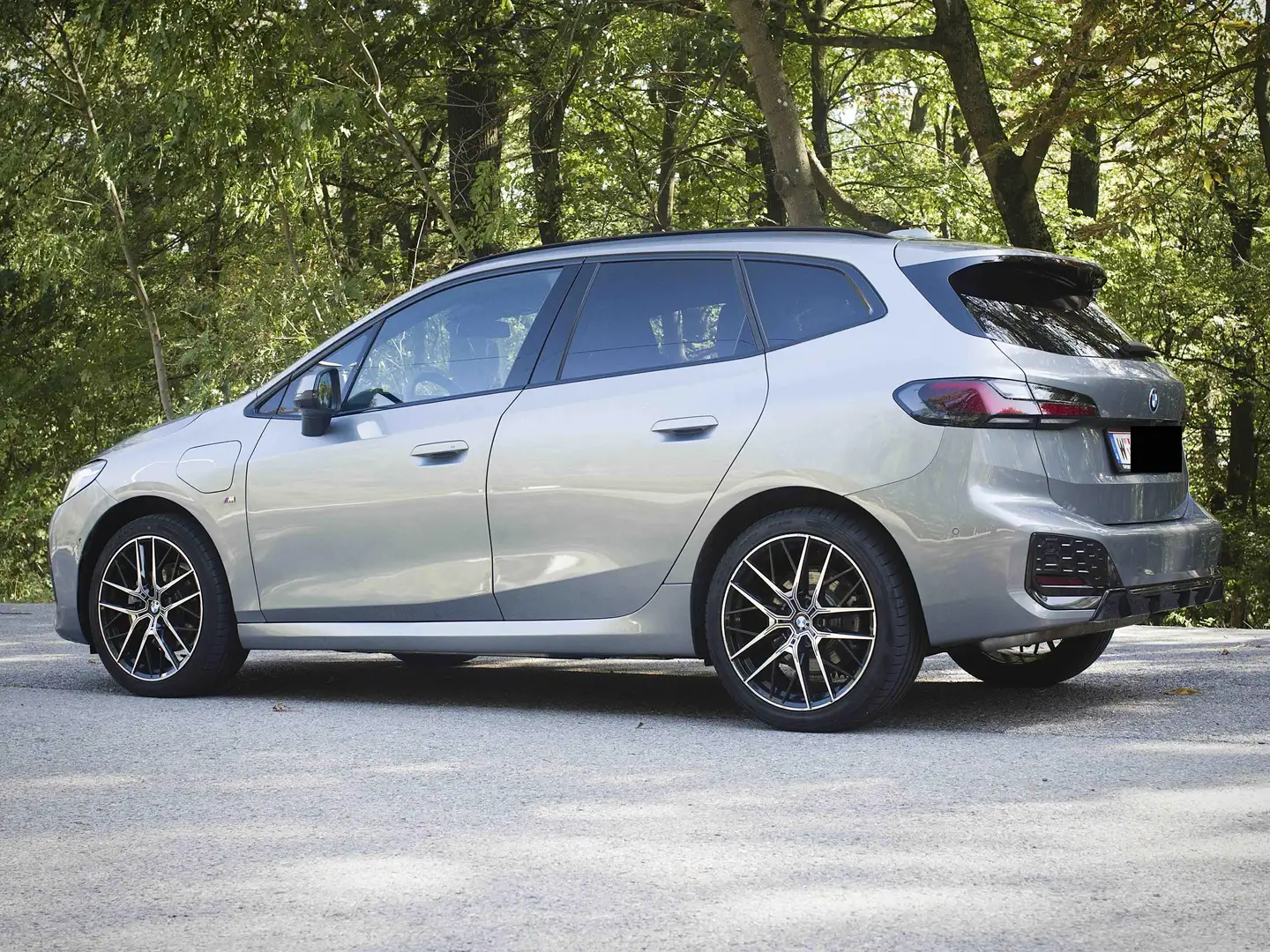 BMW 225 225xe PHEV iPerf. Active Tourer Advantage Aut. Advantage Grau - 2