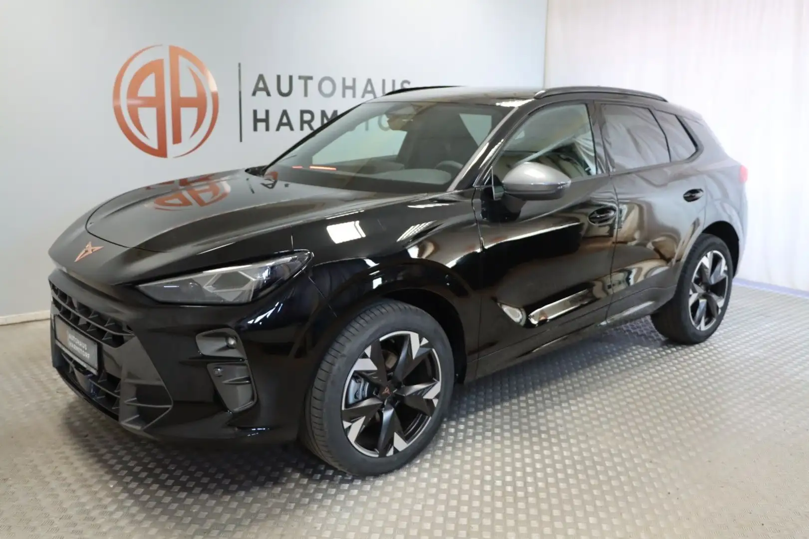 CUPRA Terramar 1.5 eTSI 110 kW Matrix Pano HeadUp DCC Fekete - 2