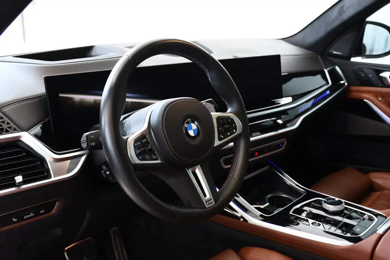 BMW X7 снимка BMW X7