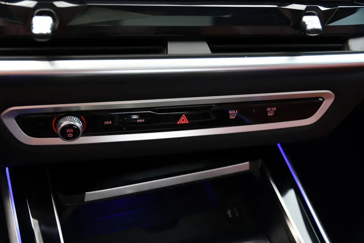 BMW X7 снимка BMW X7