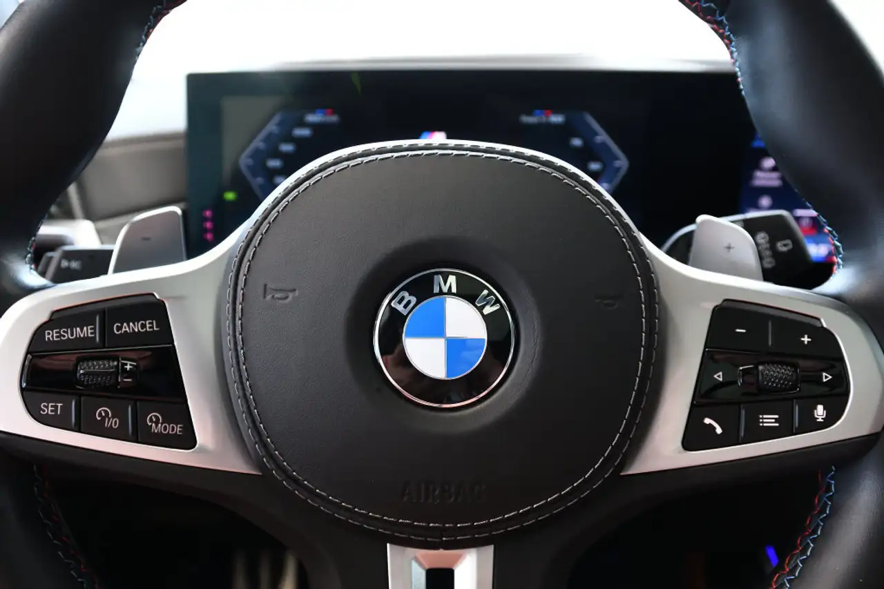 BMW X7 снимка BMW X7