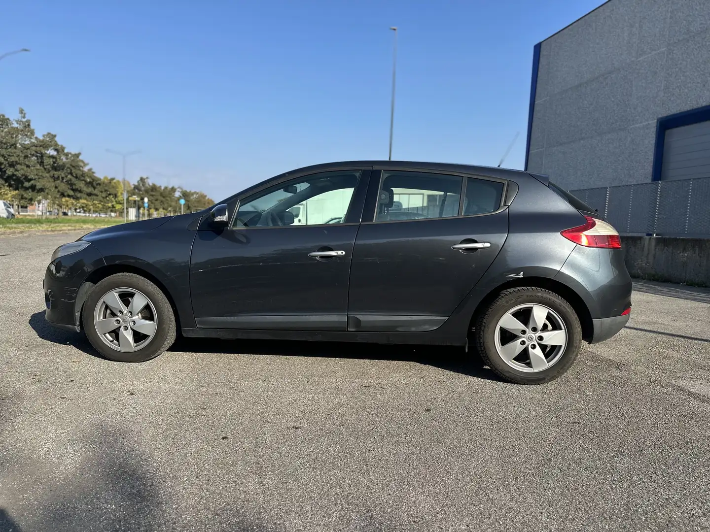 Renault Megane 1.5 dci Confort Business 110cv - 2