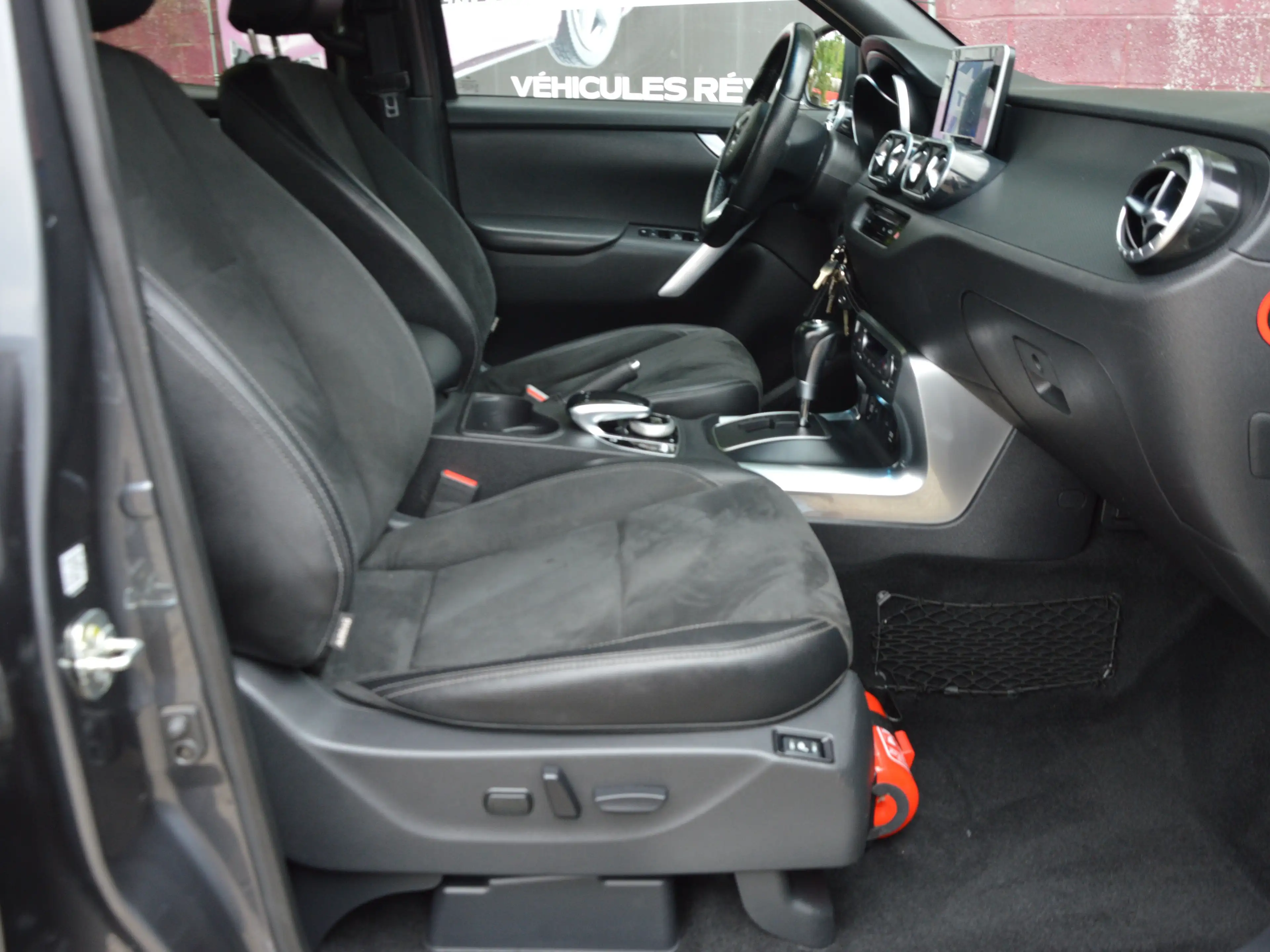 Mercedes-Benz X 250 d 4Matic Progressive BOITE AUT FULL 66.913KM — photo 12