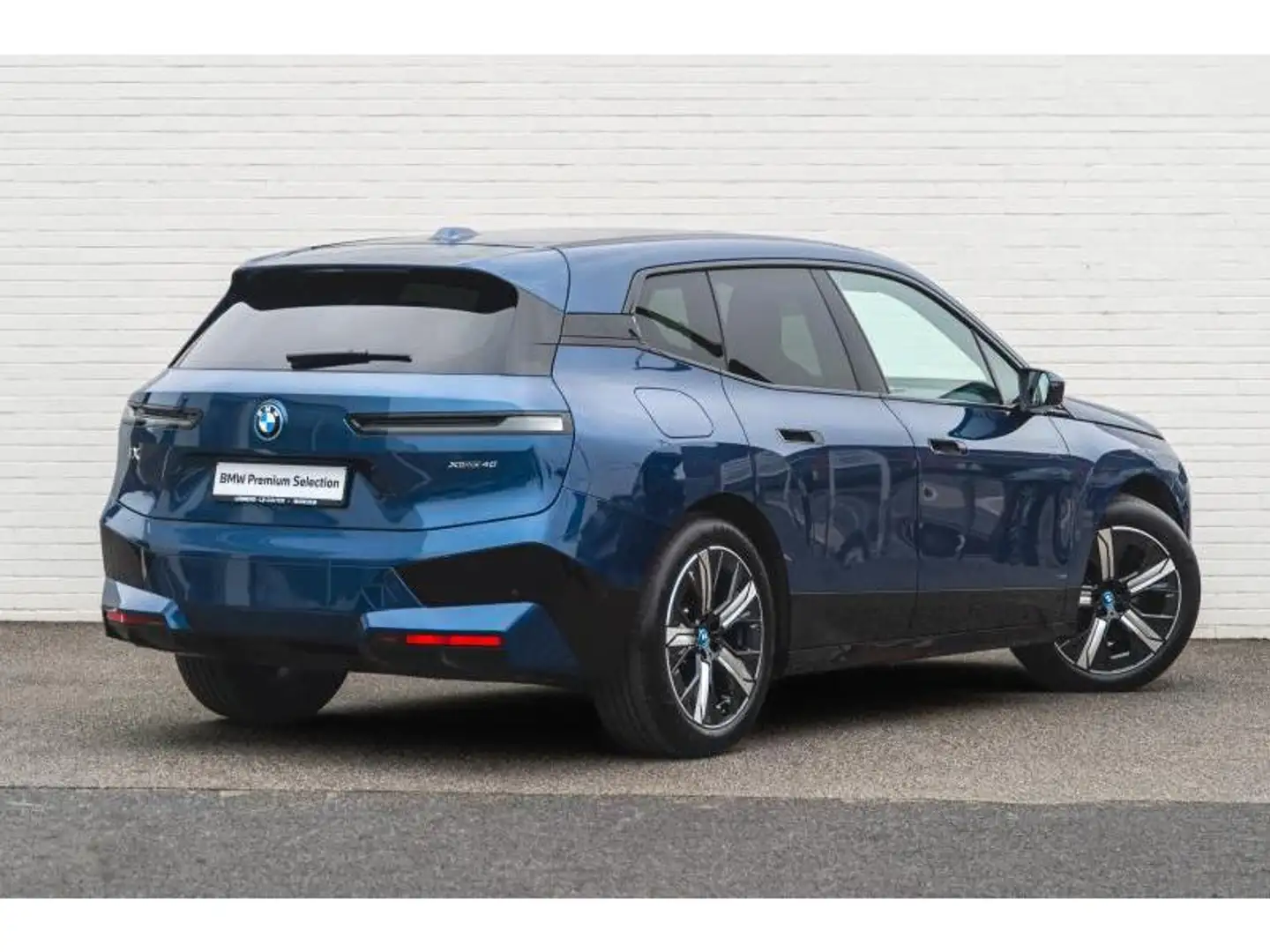 BMW iX xDrive40 Bleu - 2