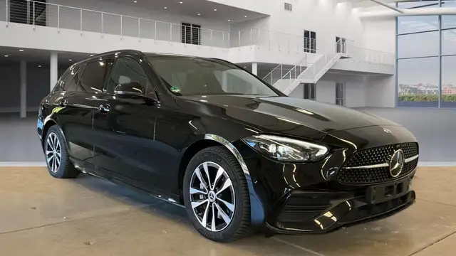 Mercedes-Benz C-Class view 2