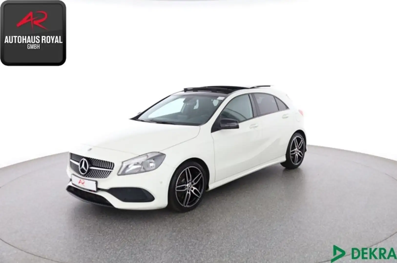 Mercedes-Benz A 220 d AMG NIGHT PANORAMA,KAMERA,PARKLENKASSIST Weiß - 1