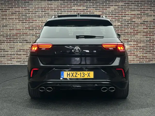 Volkswagen T-Roc view 7