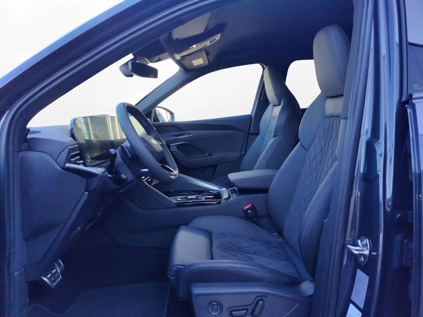 Audi Q5 SUV edition one mit Akzenten magnesiumgrau TF Grau - 2