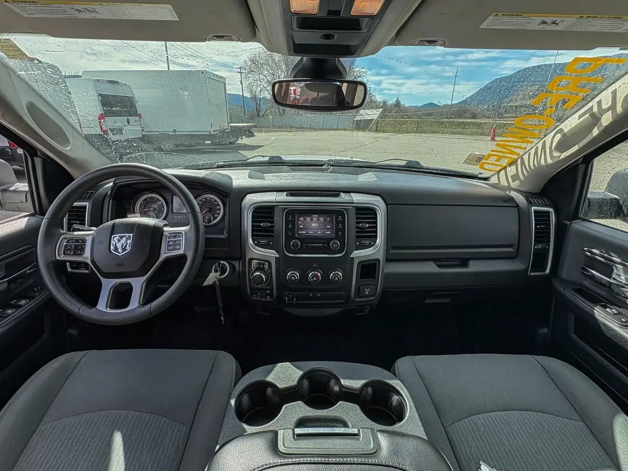 RAM 1500 снимка RAM 1500