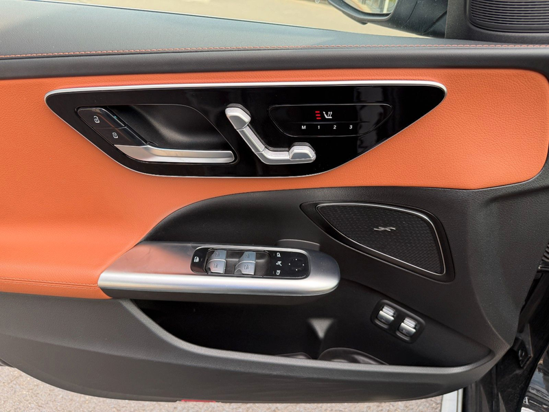 Mercedes-Benz C 300 T e AMG HUD+AHK+360°+Digital+Memory+LenkAs — photo 11
