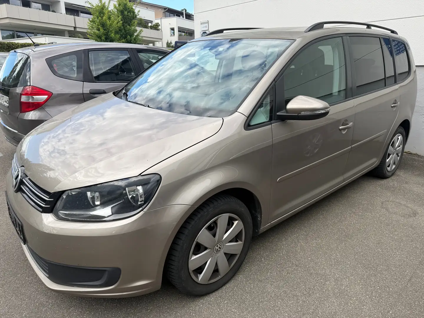 Volkswagen Touran Lichtsensor Panoramadach Einparkhilfe Klima AHK Beige - 1