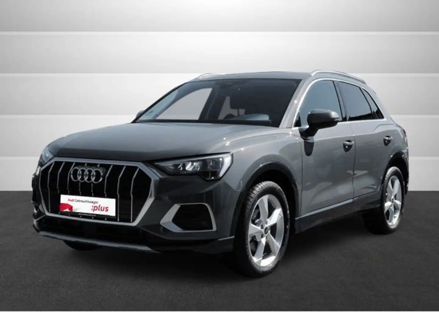 Audi Q3 35 TFSI advanced AHK ACC Keyless Navi Grau - 2