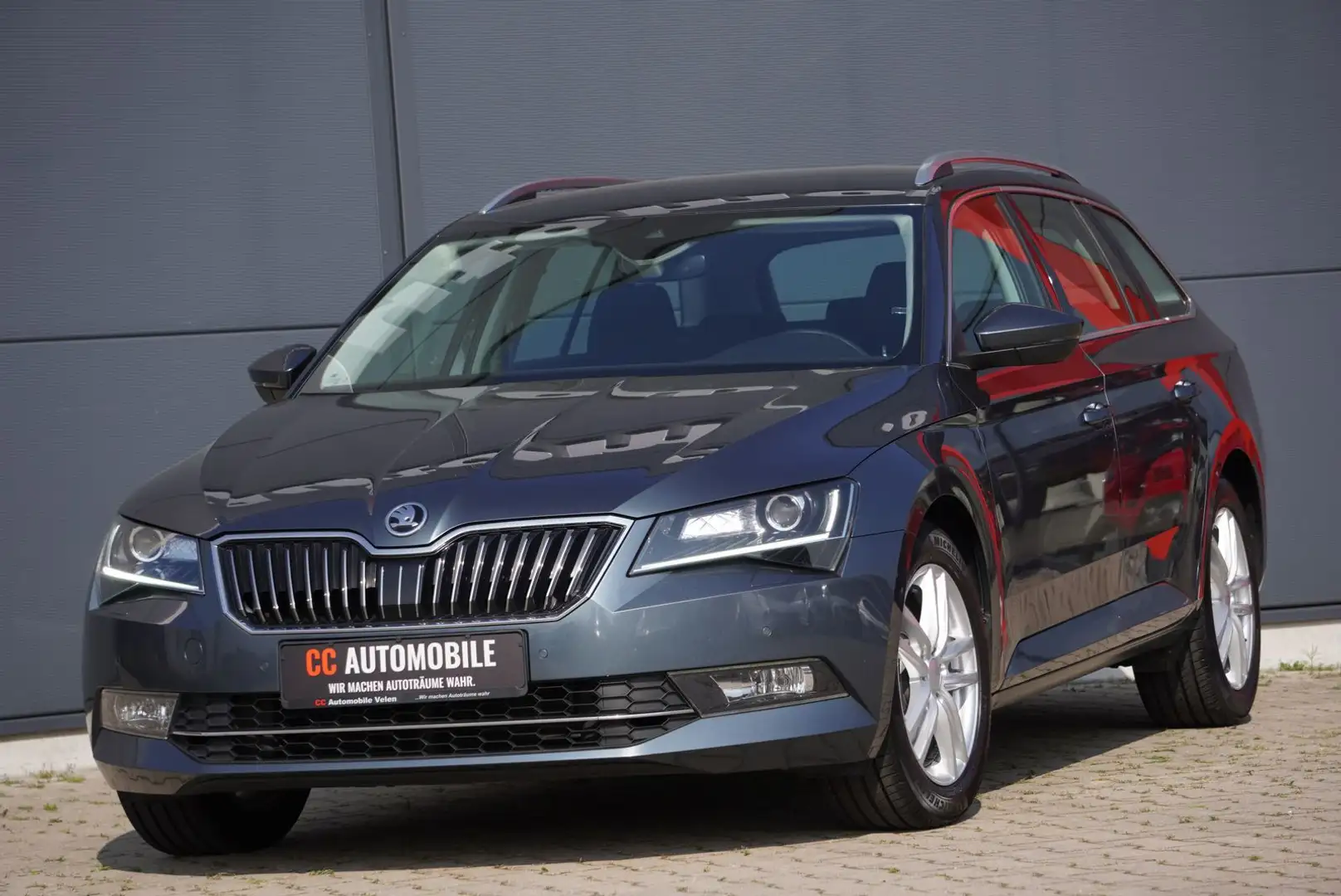 Skoda Superb 1.4 TSI Style+Navi+Xenon+AHK+Canton+ACC+ Grau - 2