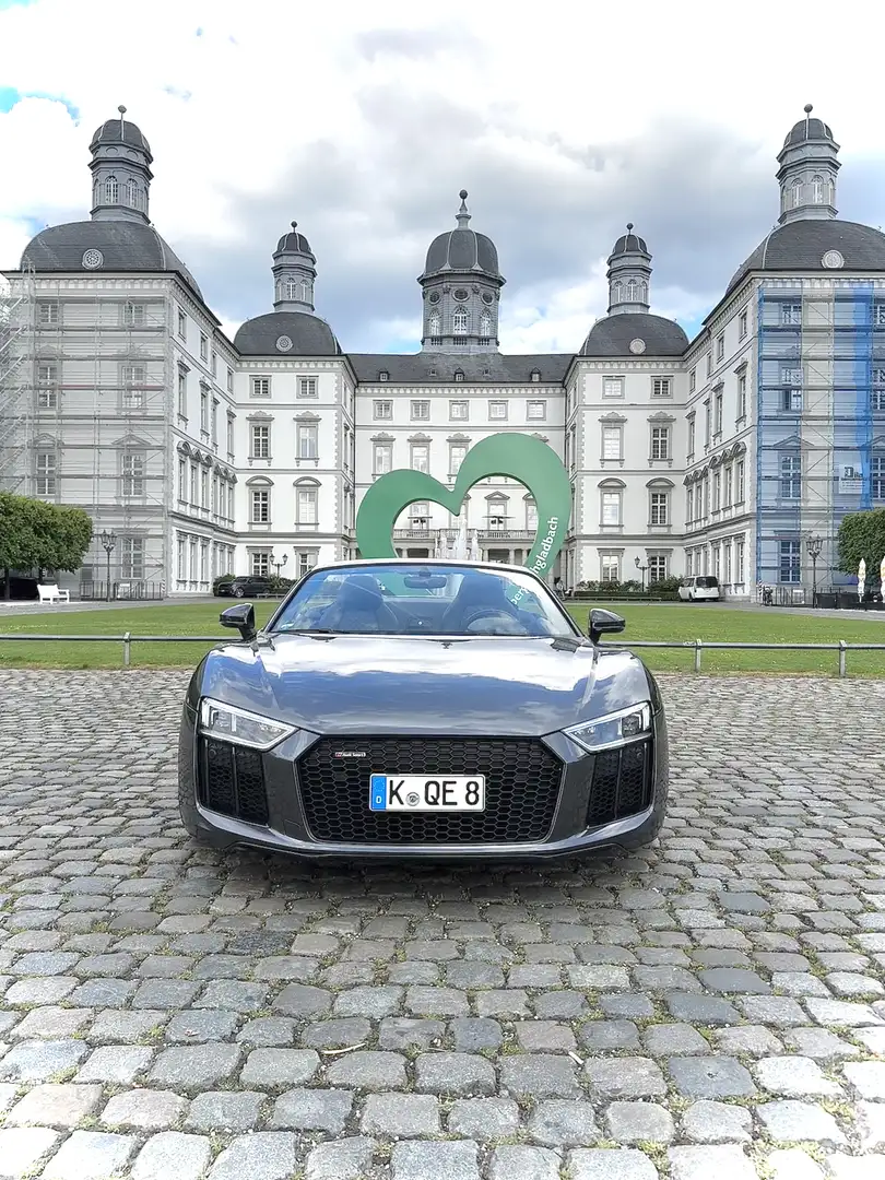 Audi R8 Spyder V10+*B&O*Carbon*Keramik*Voll*NO OPF Gri - 2