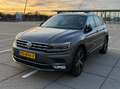 Volkswagen Tiguan Tiguan 1.4 TSI ACT Highl. Zilver - thumbnail 1