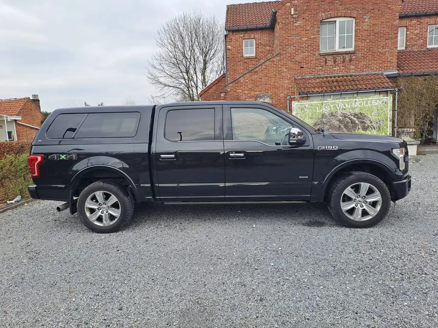 Ford F 150 Platinum Nero - 2