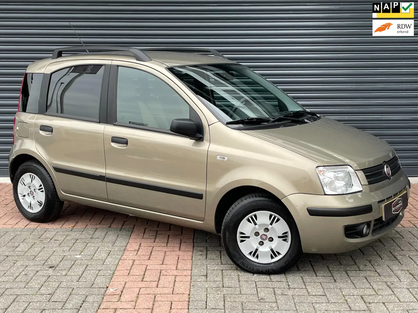 Fiat Panda 1.2 Emotion Automaat | Climate Control | Elektr pa Beige - 1
