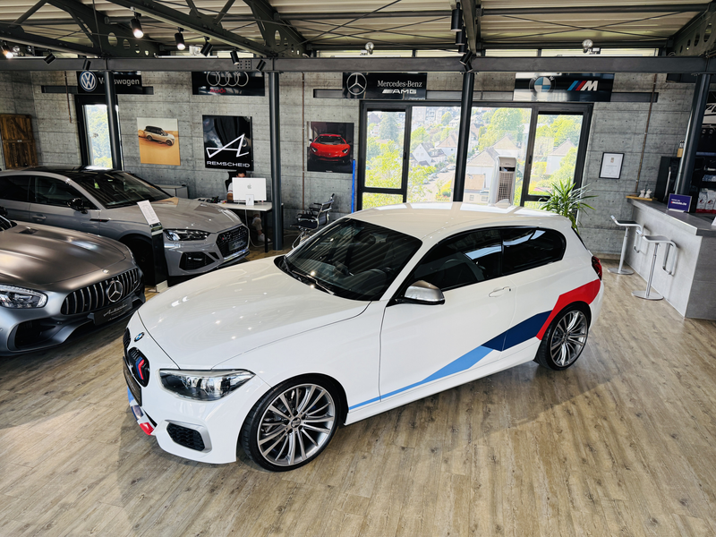 BMW 140 xDrive Special Edition*KAMERA*LEDER*2.HAND — photo 2