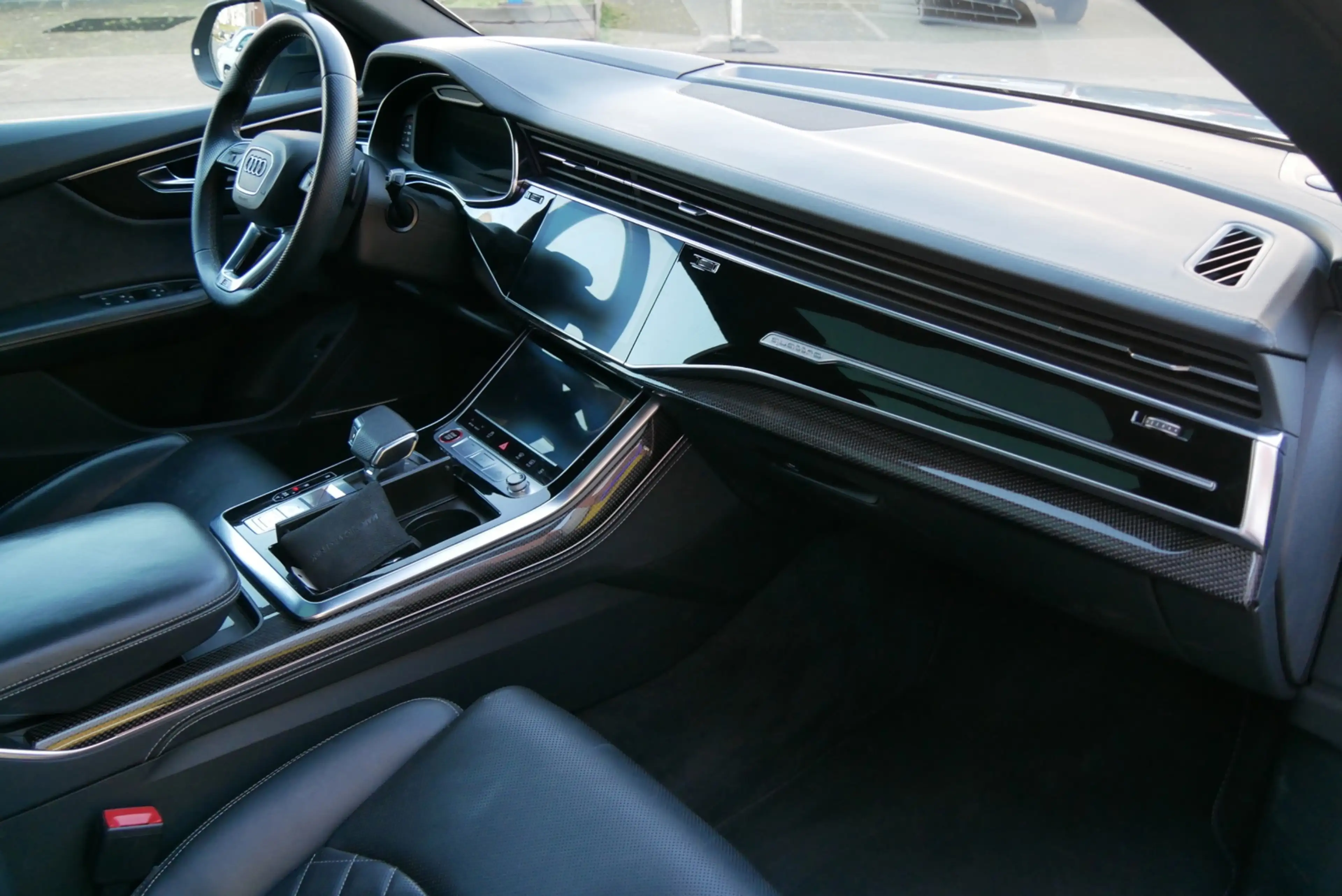 Audi SQ8 4.0 TFSI quattro B&O advance. pano. mega vol — photo 12