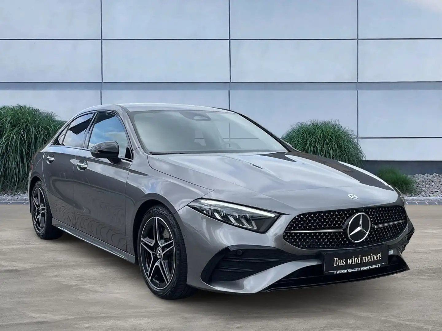 Mercedes-Benz A 220 d AMG ADV. PLUS/AHK/NIGHT/BURM./AMBIENTE LED Gris - 2
