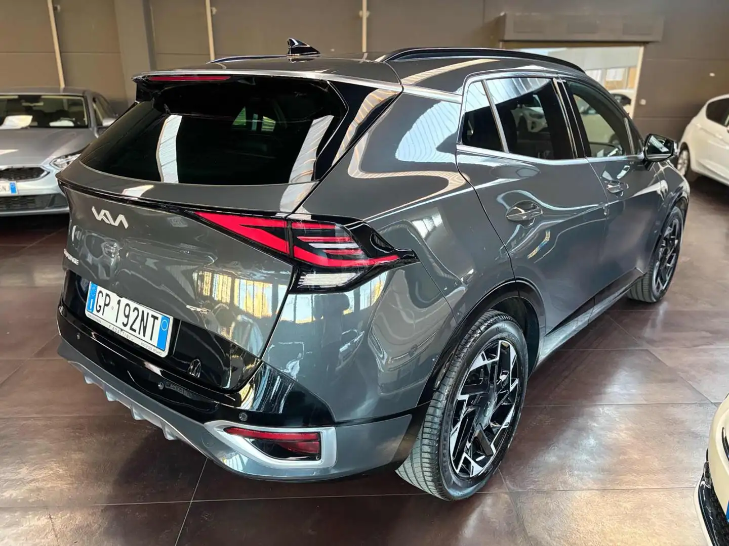 Kia Sportage 1.6 CRDi MHEV DCT GT-line Grigio - 2