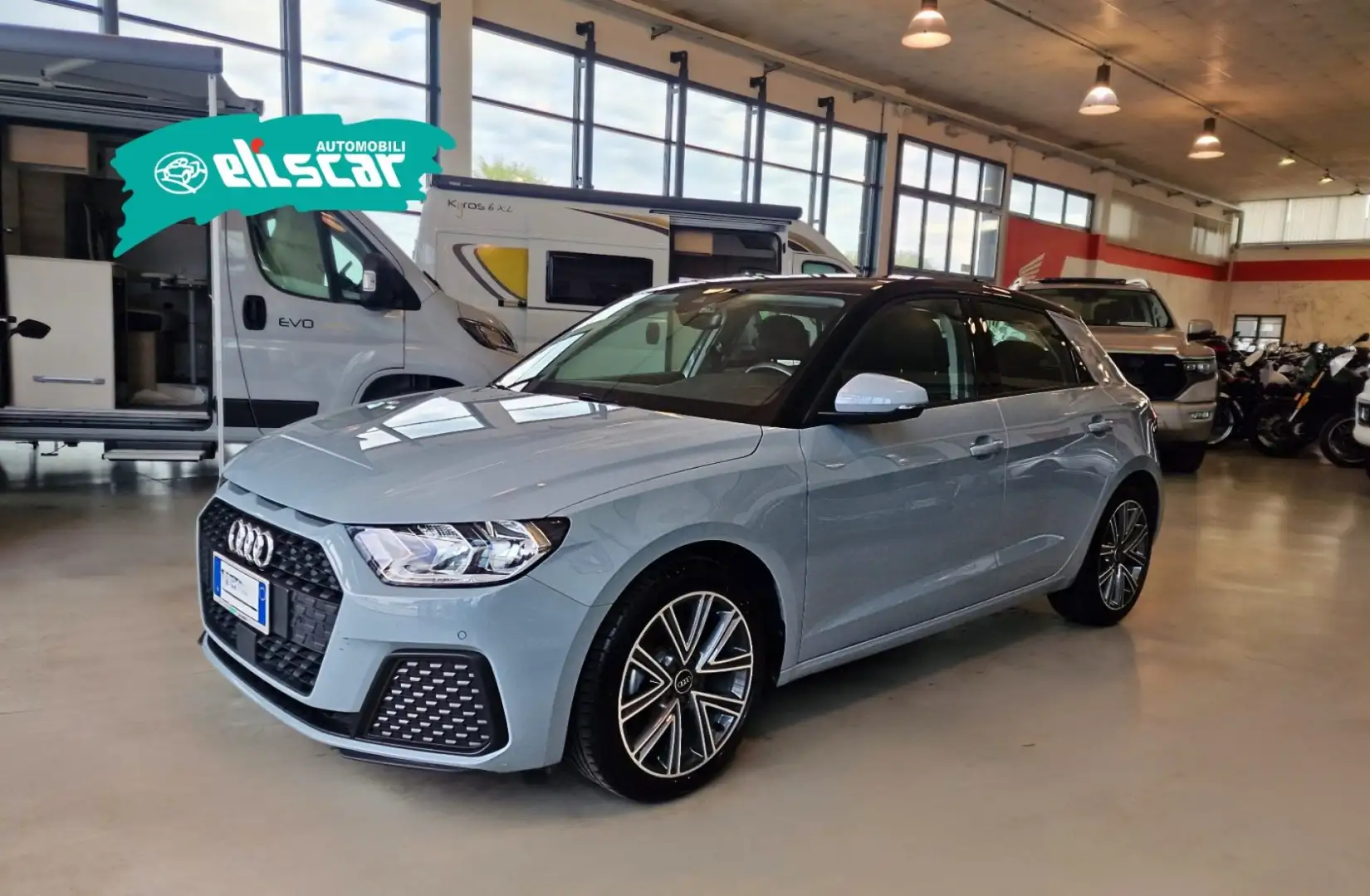 Audi A1 SPB 30 TFSI S tronic Admired Grigio - 2