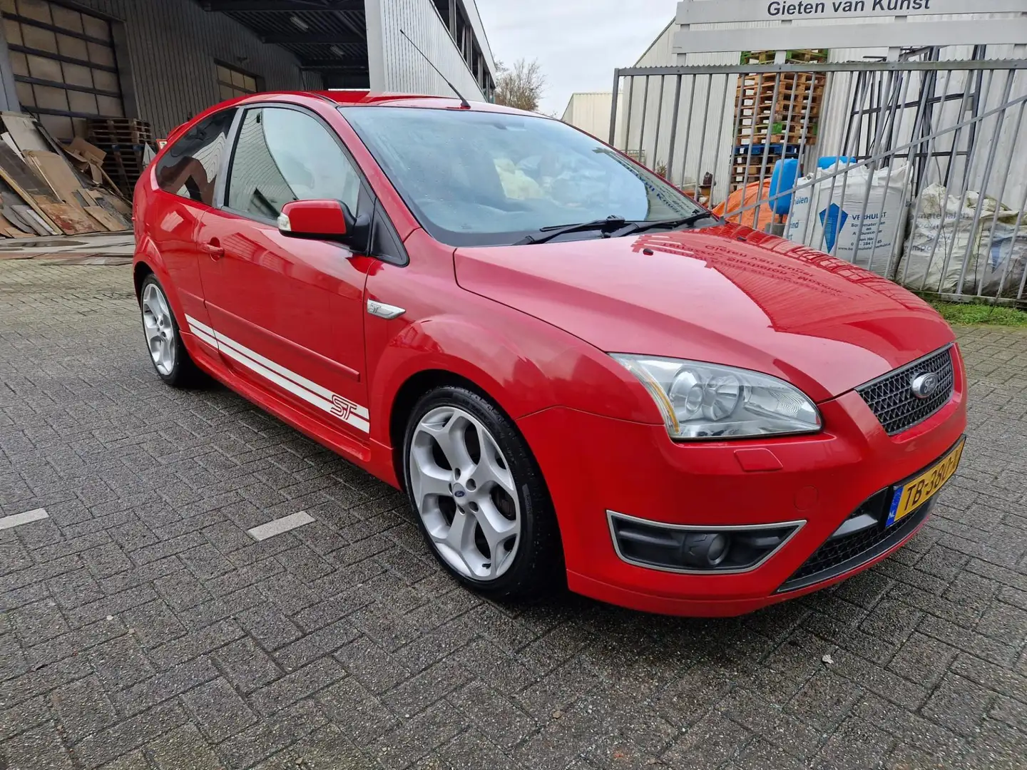 Ford Focus 2.5-20V ST Rouge - 2