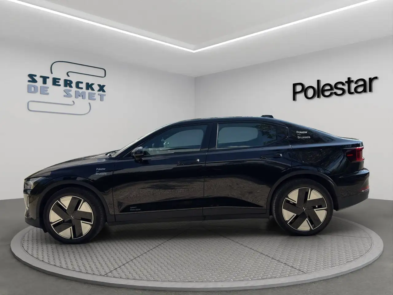 Polestar 2 2025