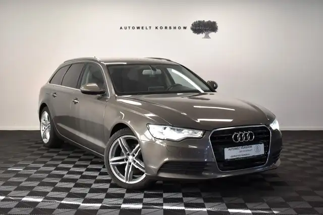 Audi A6 Avant 2.0 TDI *STANDHEIZUNG*XENON*KAMERA