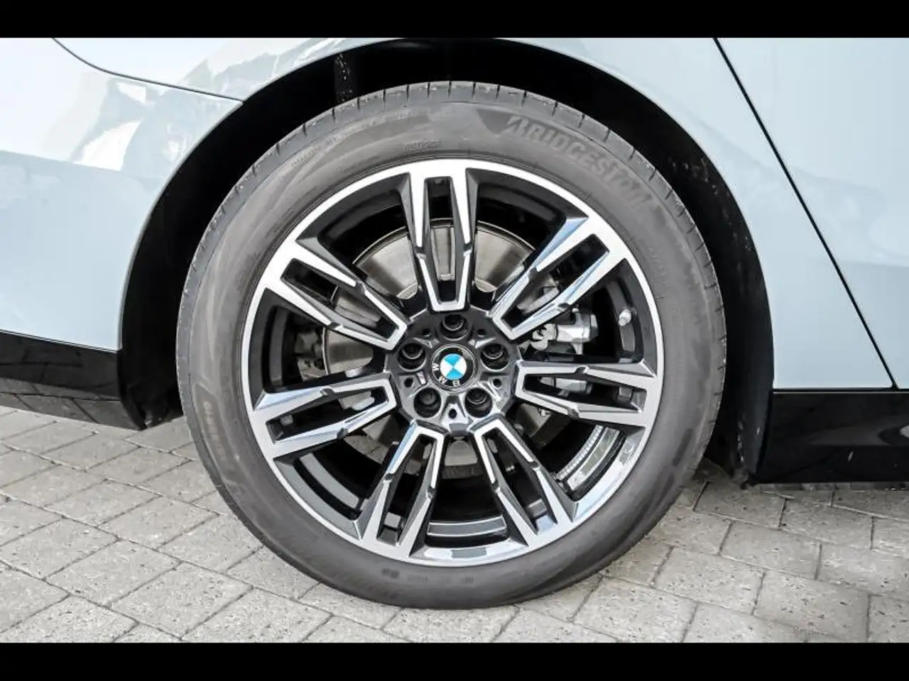 BMW i5 2026 — фото 8