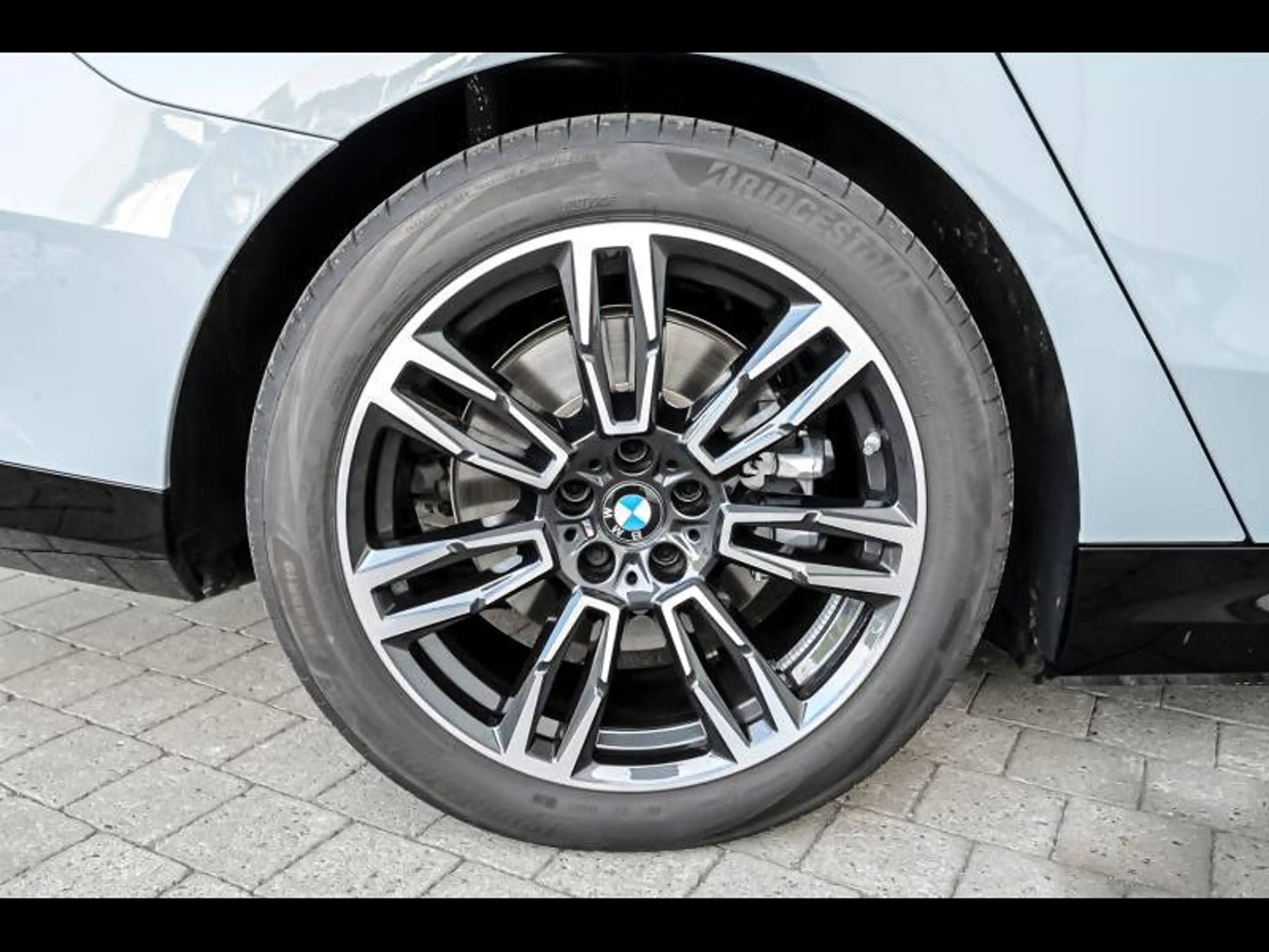 BMW i5 eDrive40 M Sportpakket — photo 8