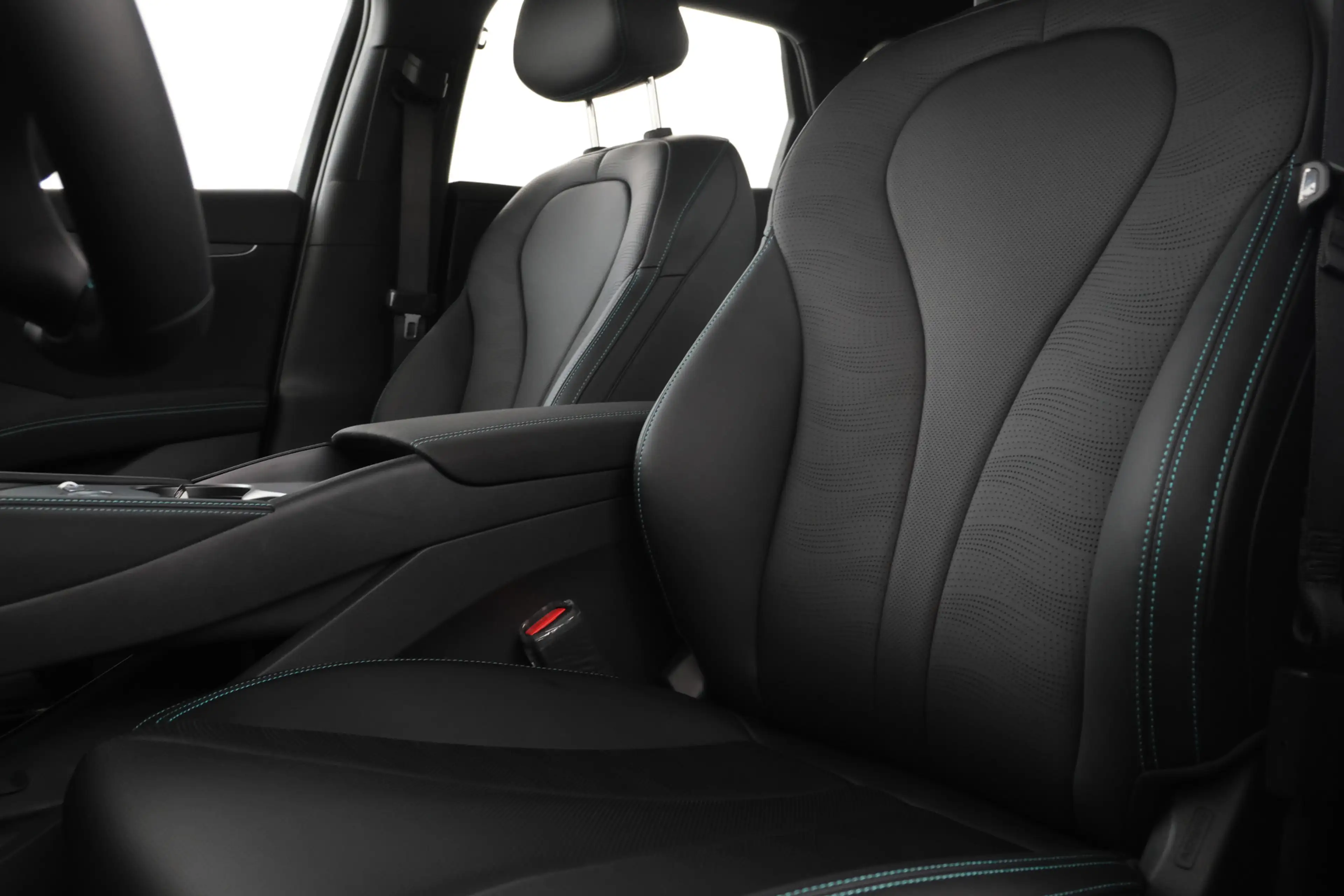 BYD Seal 6 Touring 1.5 DM-i Boost 15x uit voorraad leverbaar — photo 21