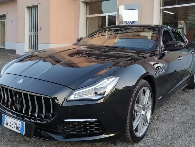 Maserati Quattroporte