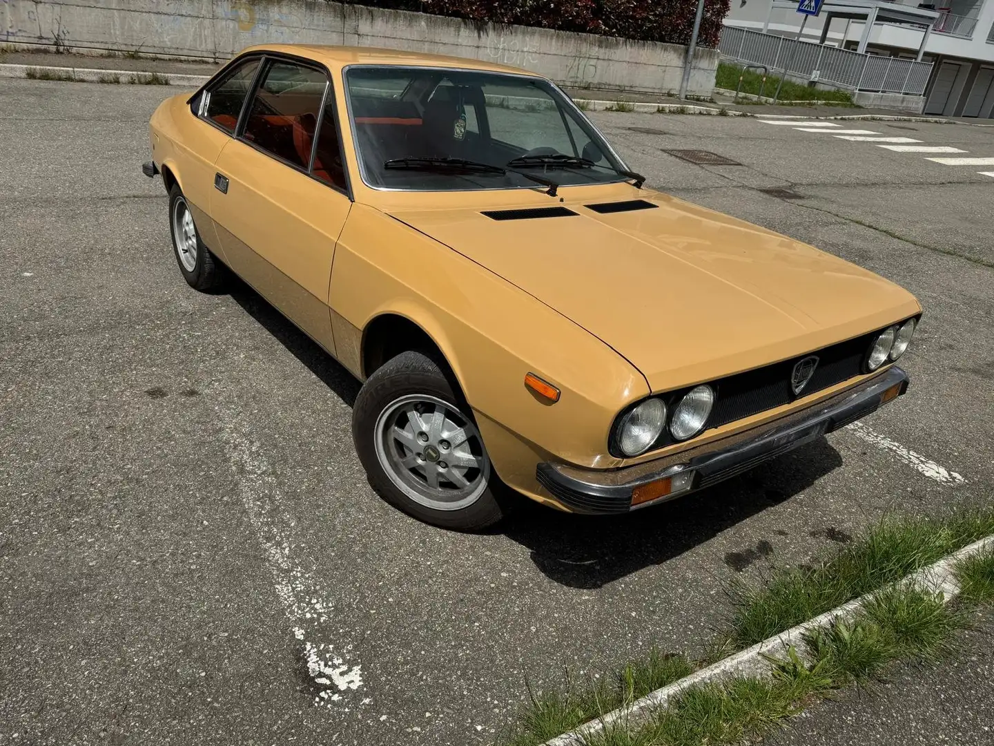 Lancia Beta Beta Coupe 1300 Amarillo - 2