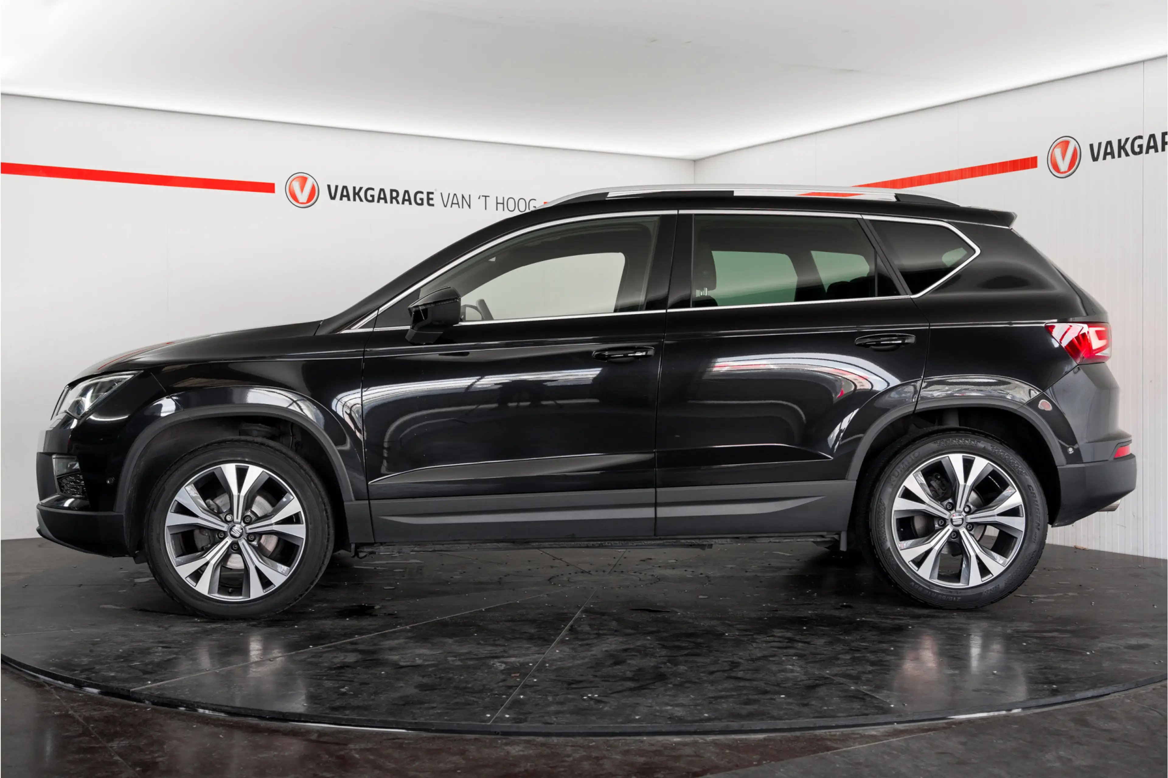 SEAT Ateca 1.5 TSI Xcellence Business Intense Trekhaak Panora — photo 13