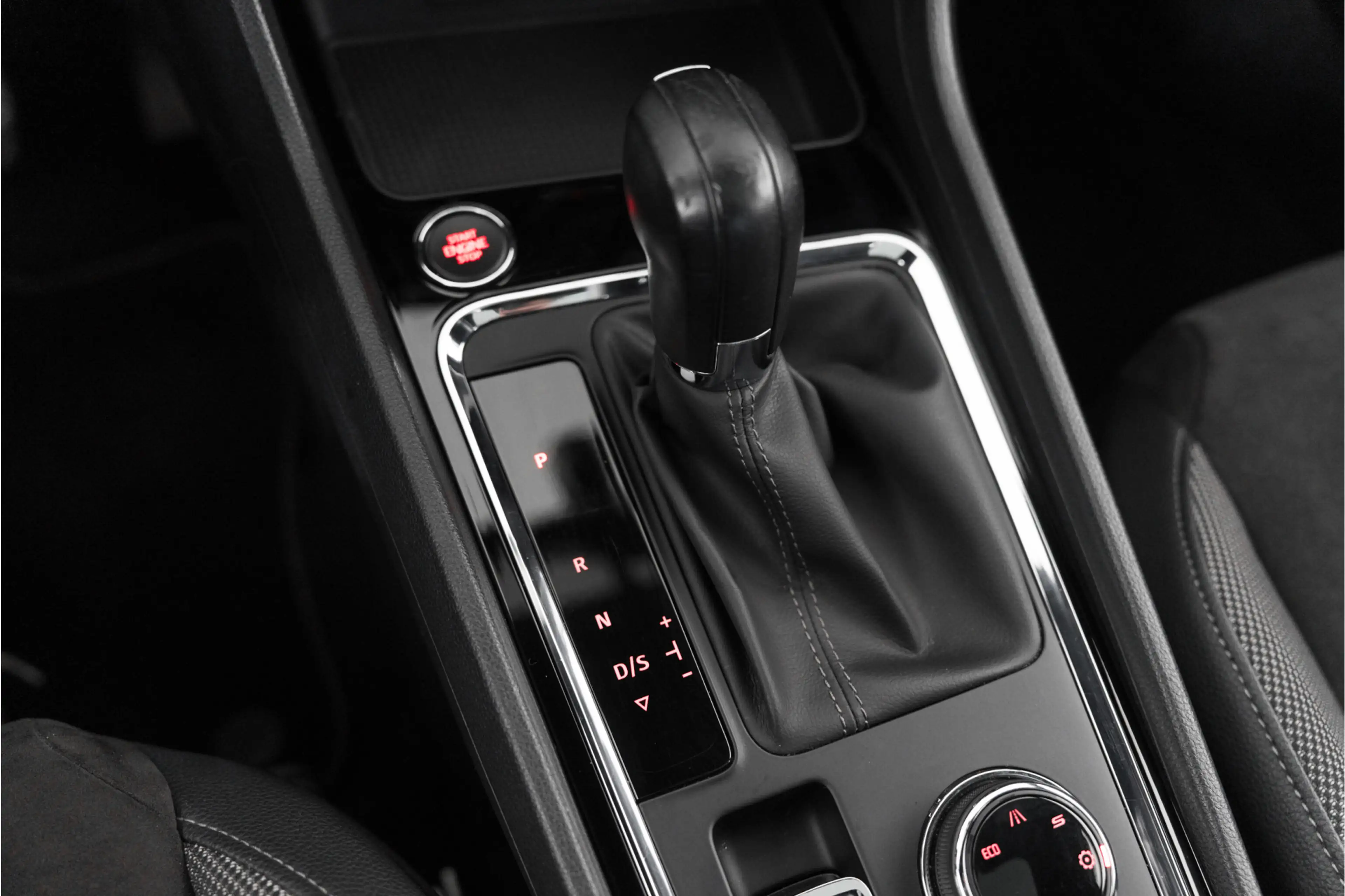 SEAT Ateca 1.5 TSI Xcellence Business Intense Trekhaak Panora — photo 16