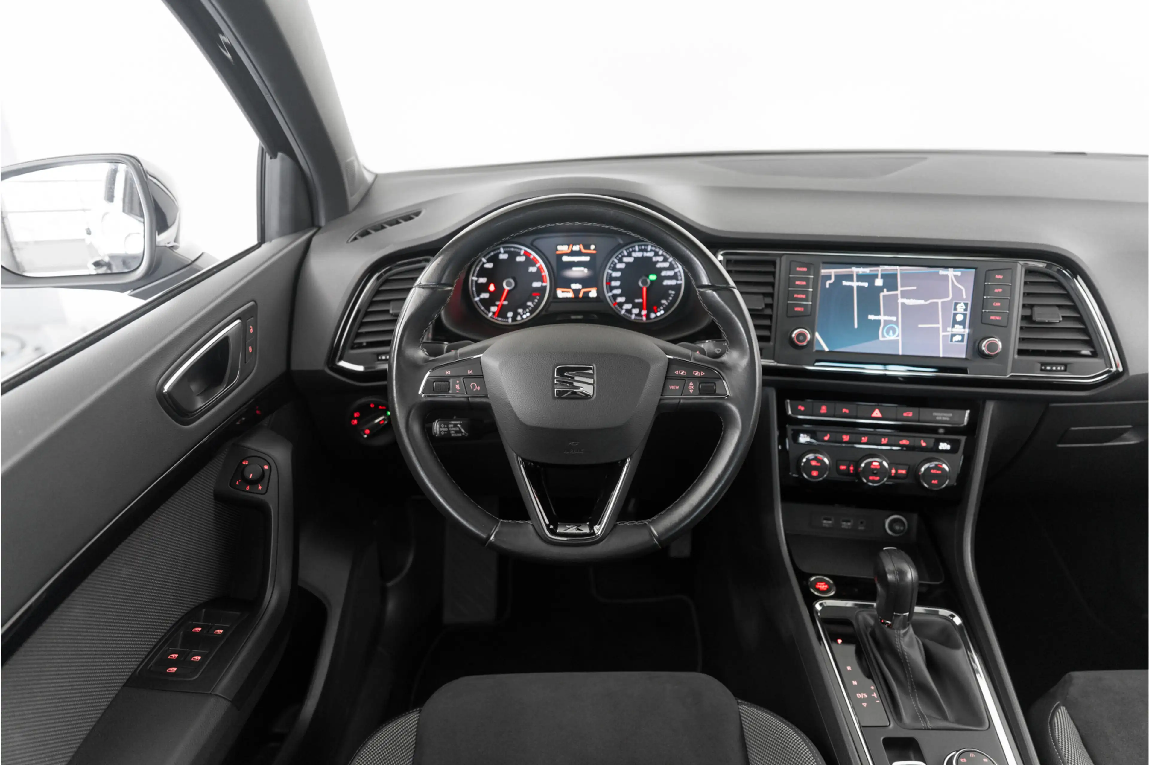 SEAT Ateca 1.5 TSI Xcellence Business Intense Trekhaak Panora — photo 5