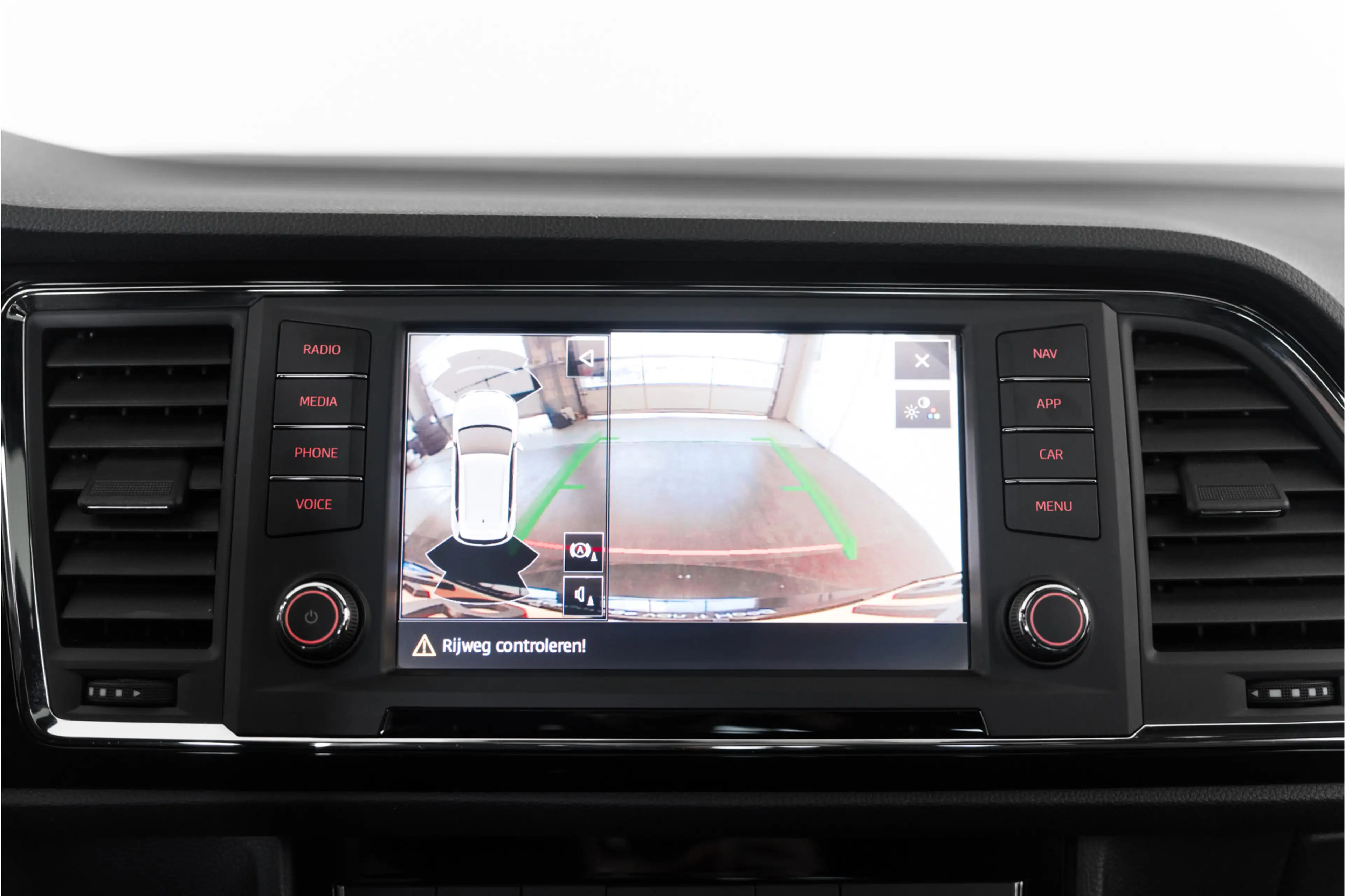 SEAT Ateca 1.5 TSI Xcellence Business Intense Trekhaak Panora — photo 14