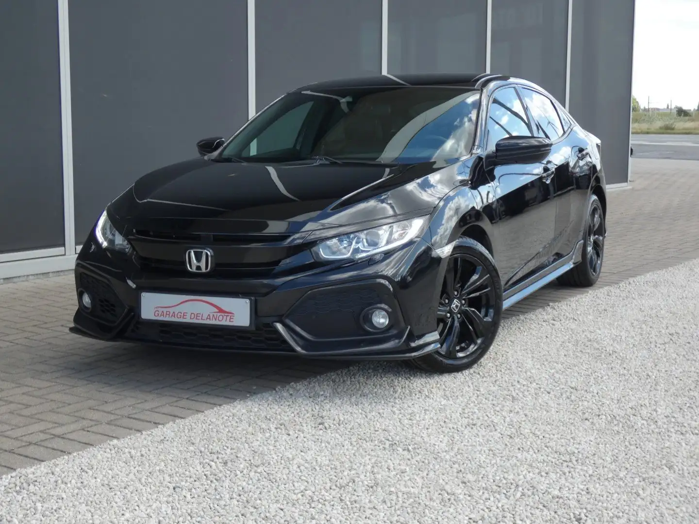 Honda Civic BENZINE Elegance +LEDER +GPS +CAMERA +WINTERBANDEN Zwart - 2