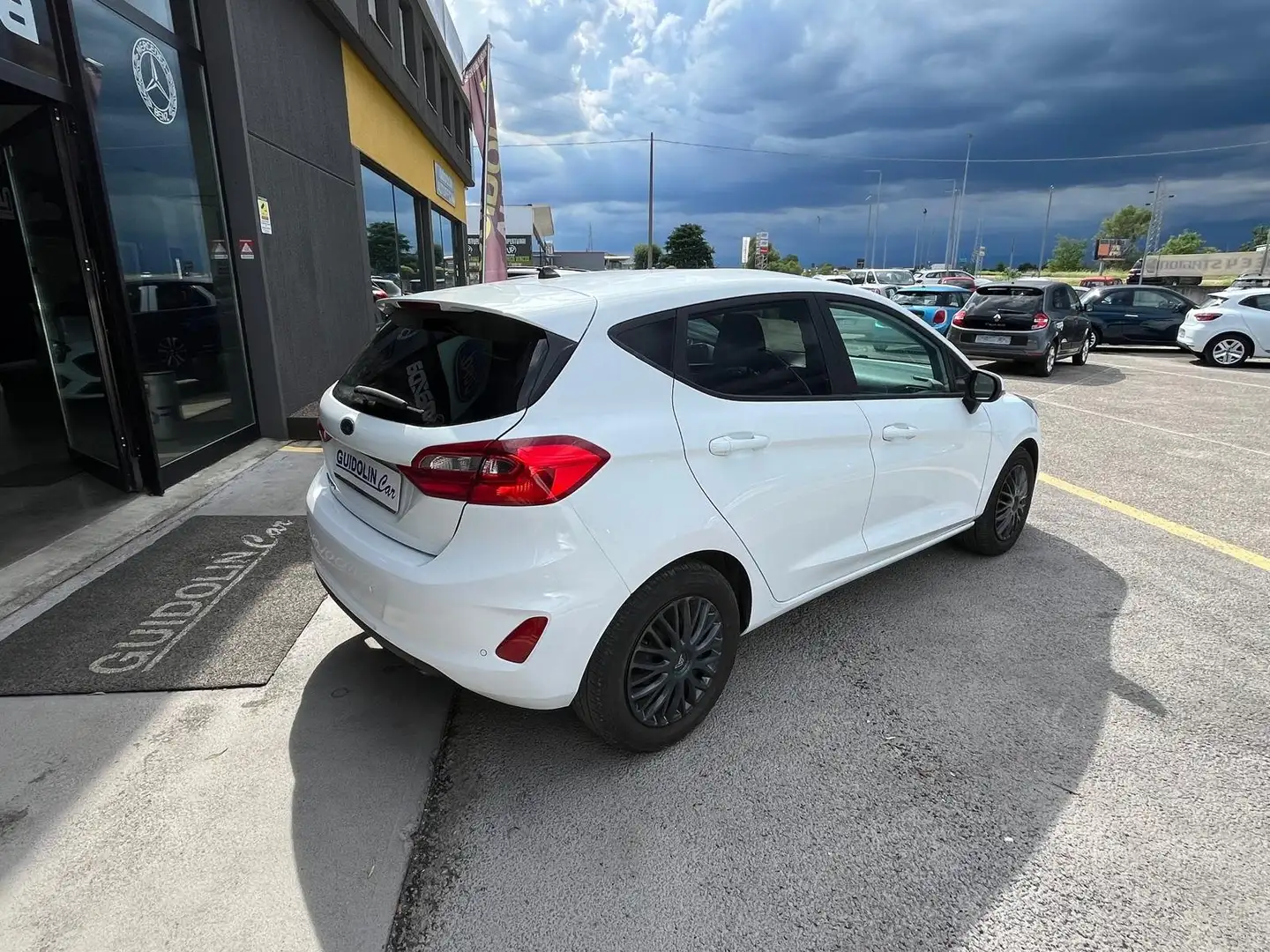 Ford Fiesta 5p 1.1 Plus 70cv NEOPATENTATI SENS POST Bianco - 2