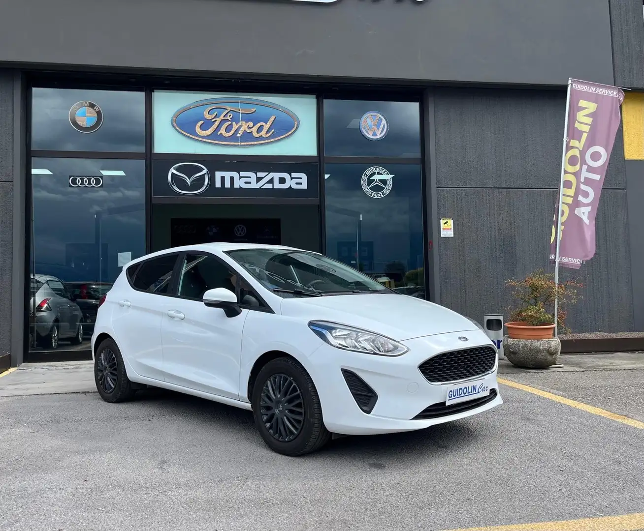 Ford Fiesta 5p 1.1 Plus 70cv NEOPATENTATI SENS POST Bianco - 1