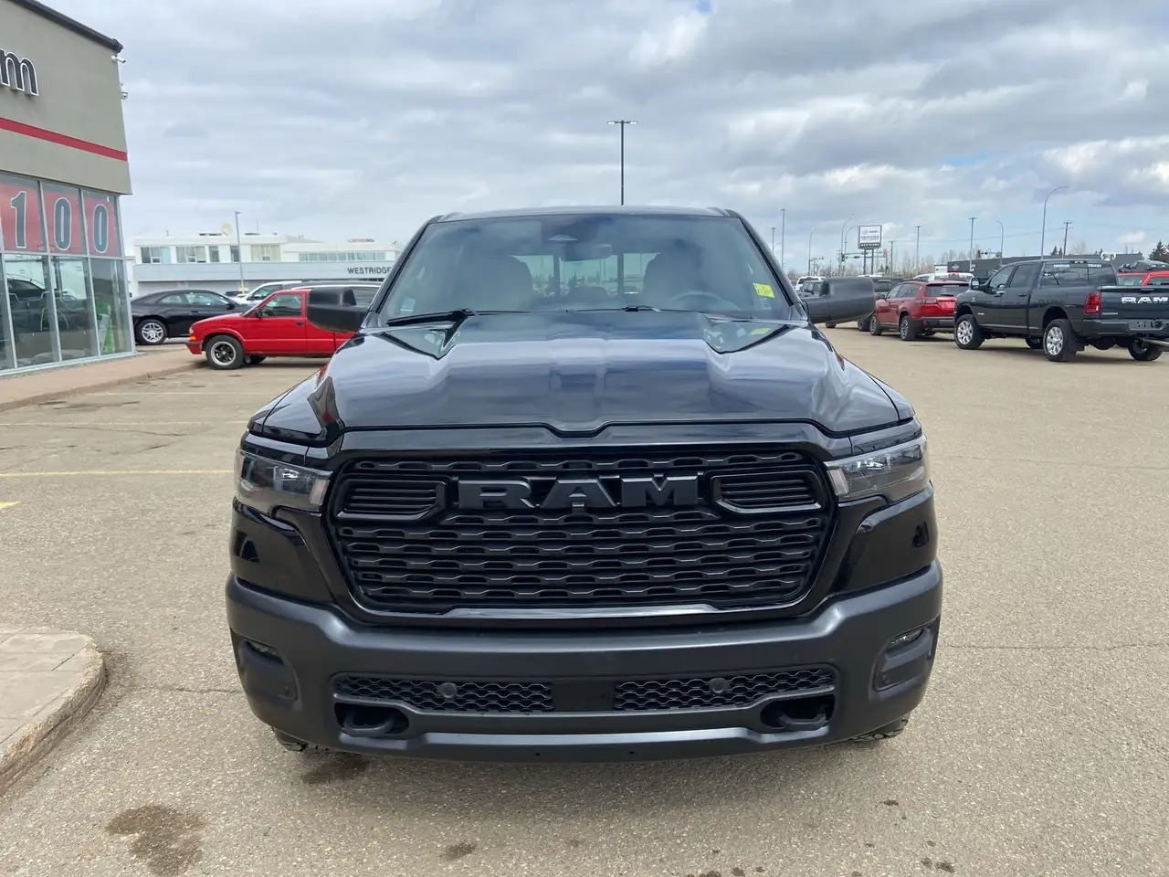 RAM 1500 снимка RAM 1500