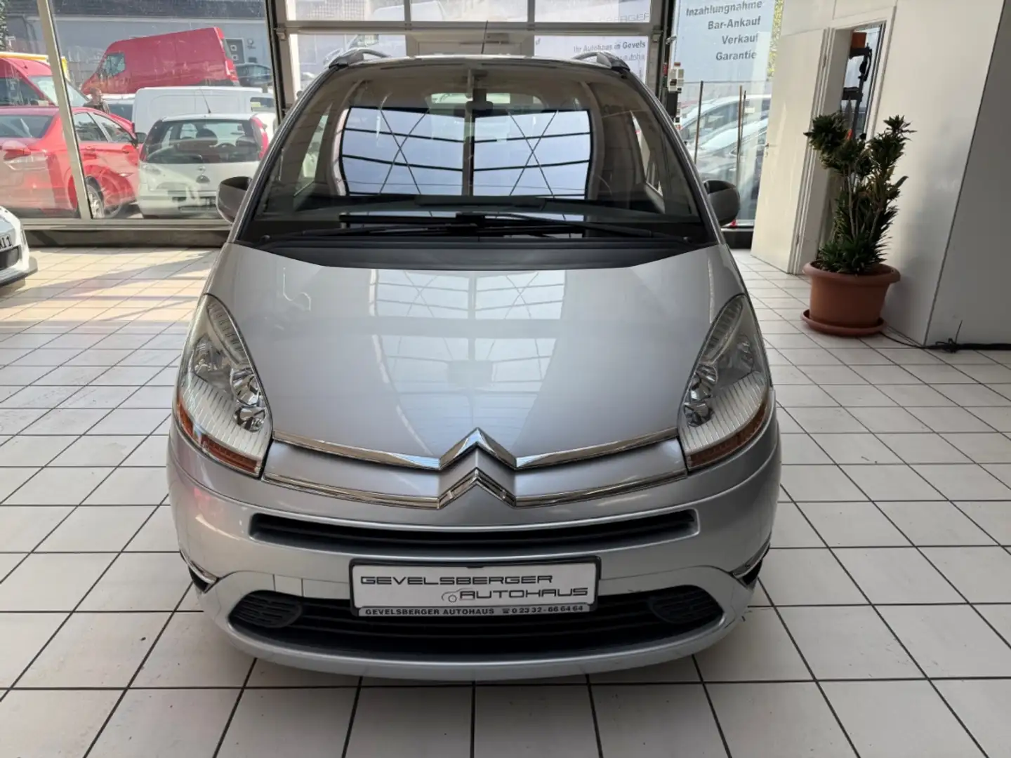 Citroen C4 Picasso Tendance 1.6 16V 7-Sitzer Scheckheft 2.Hand Grau - 2