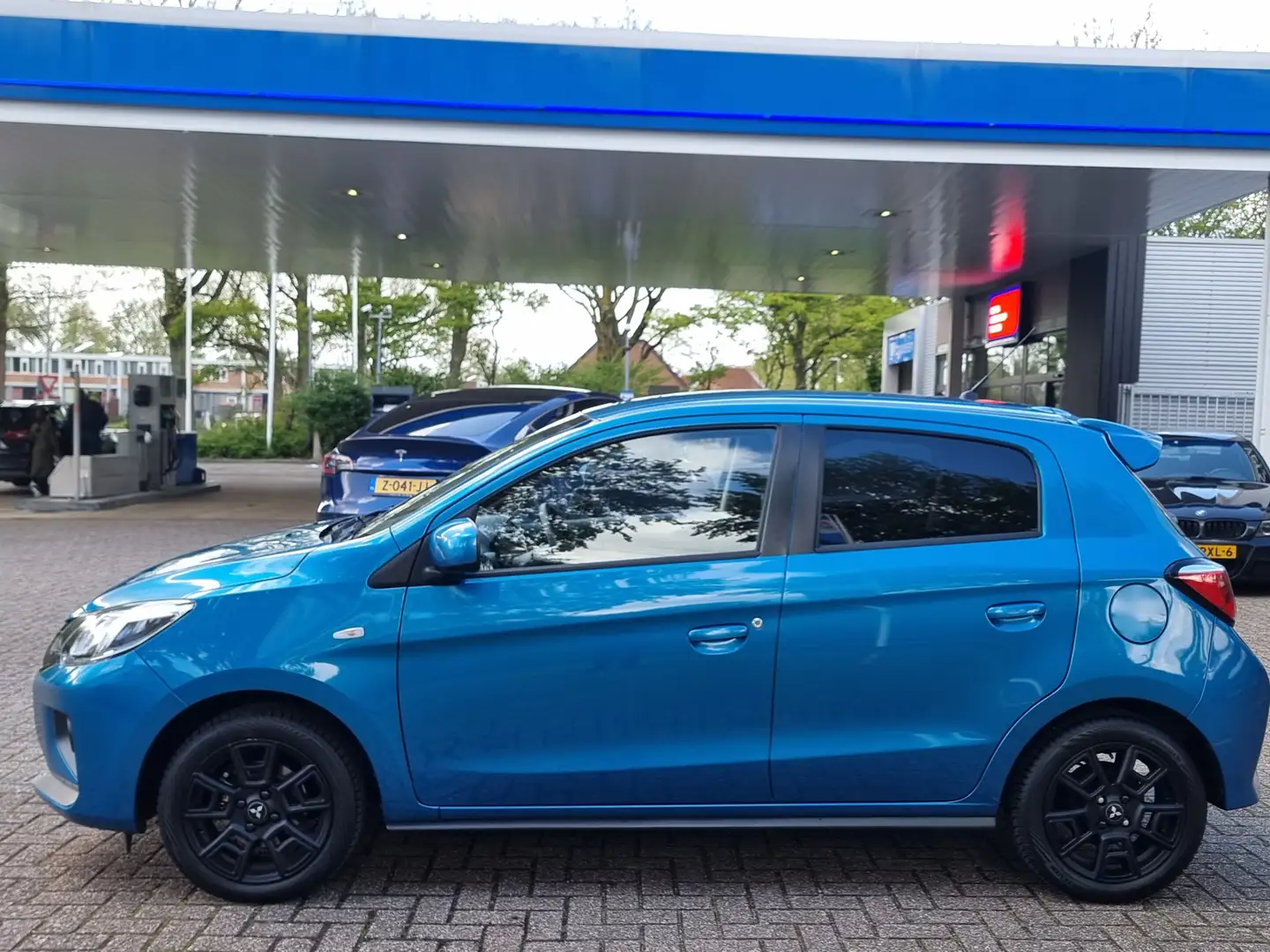 Mitsubishi Space Star 1.2 Nova | Automaat | Navigatie | Stoelverwarming Blauw - 2